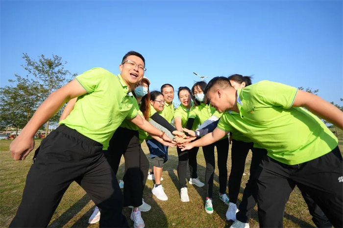 廣東博皓“技壓群雄誰知曉，賽場風(fēng)云見真曉”第五屆運(yùn)動會    -3